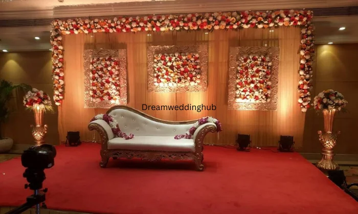 Kanha Ji Flower  Ballon Decorator